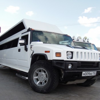 Hummer H2 Mega