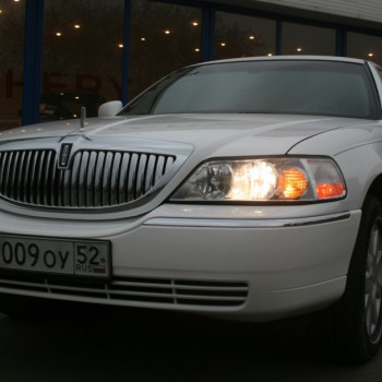 Lincoln Town Car